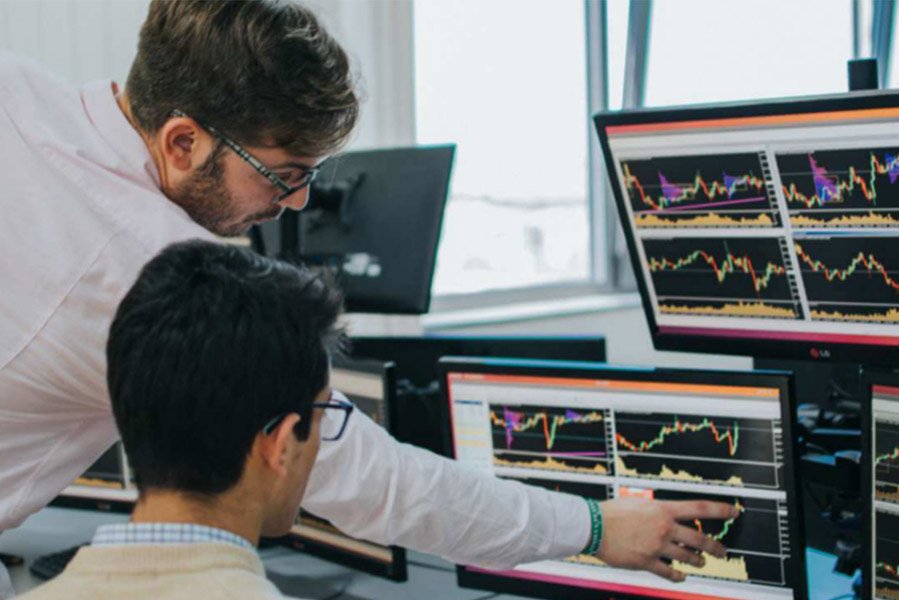 Live market sessions